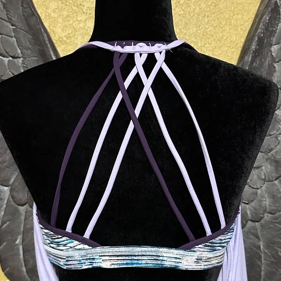 Lululemon Criss Cross Back Tank - Picture 7 of 8